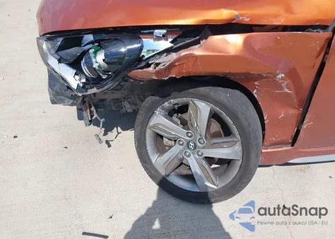 2013 Hyundai Veloster Turbo W/Black z USA, uszkodzony, nr VIN KMHTC6AE4DU169787